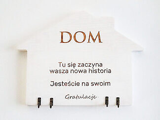 Wieszak na klucze z grawerem